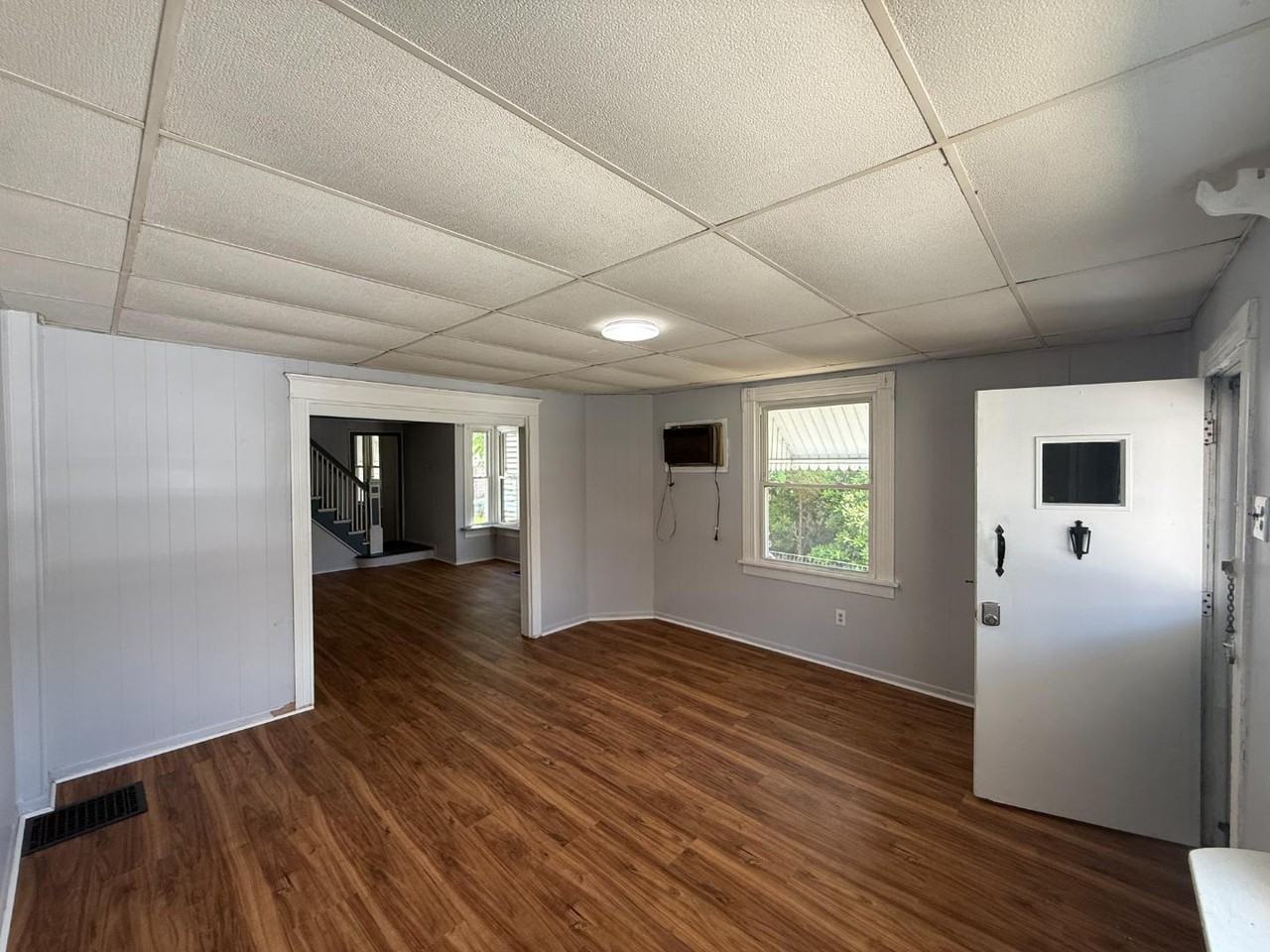 154 Willow St - Photo 2 of 11