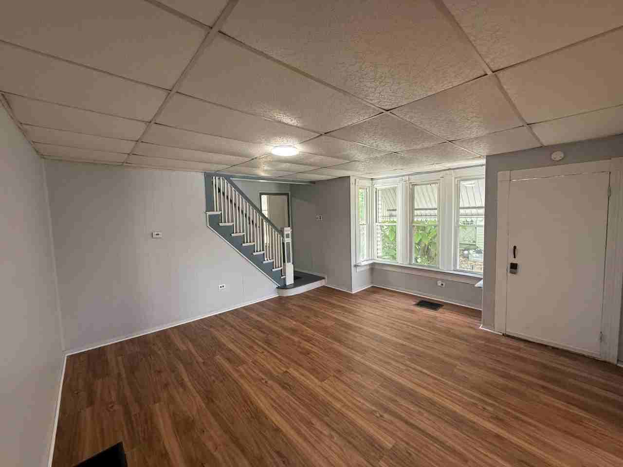 154 Willow St - Photo 3 of 11