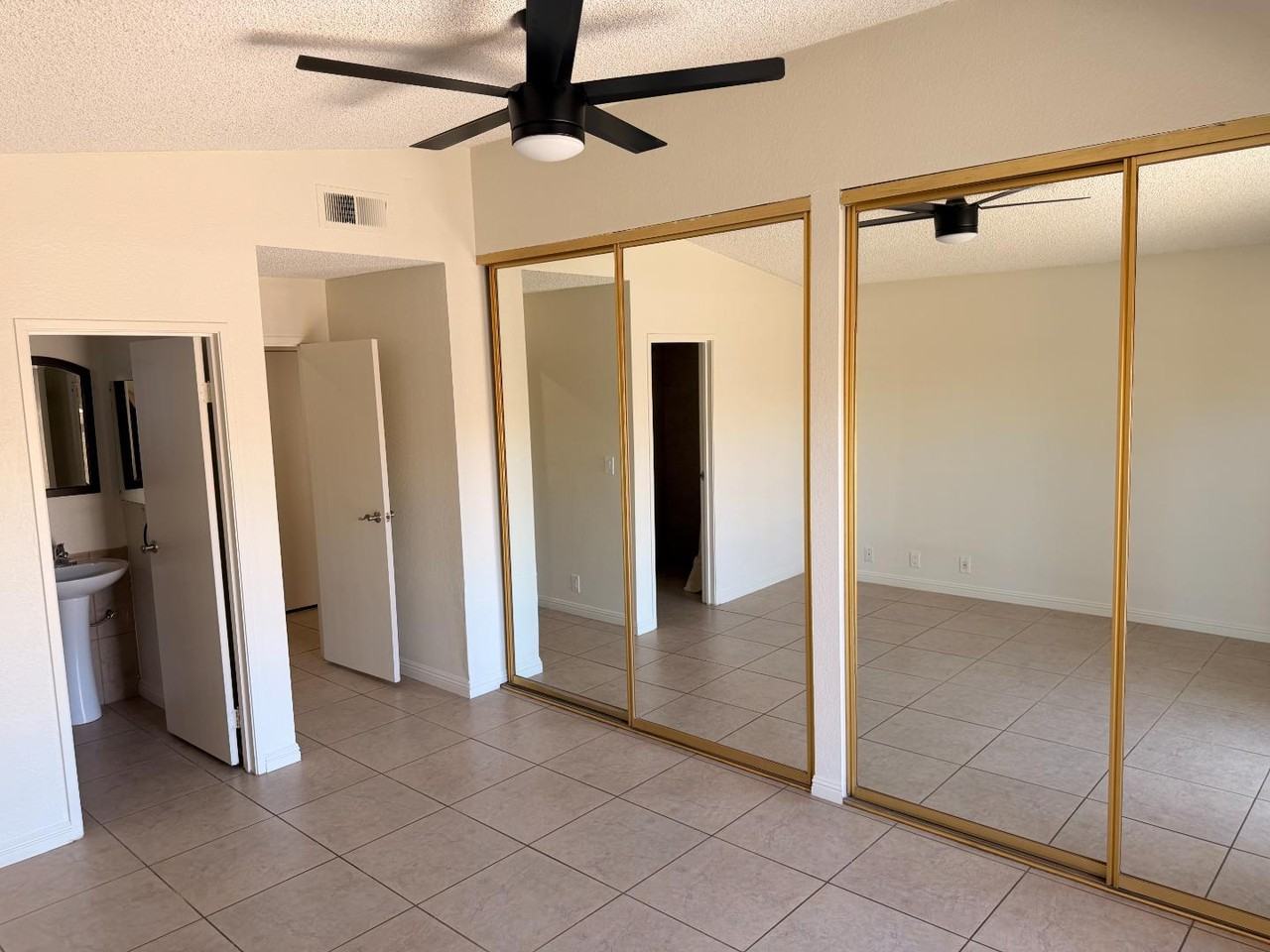 74118 Catalina Way - Photo 5 of 20