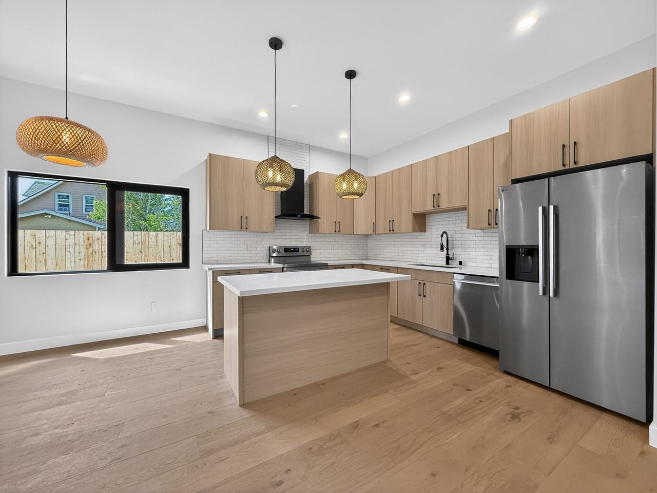 8439 47th Ave S #1 - Photo 4 of 30