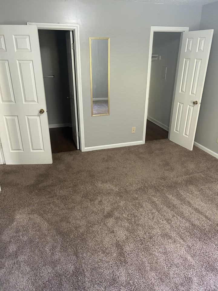139 Angela Dr Apt B #139B - Photo 3 of 22