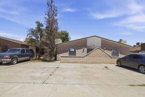 featured image of 2918 2918 East Glen - B #B