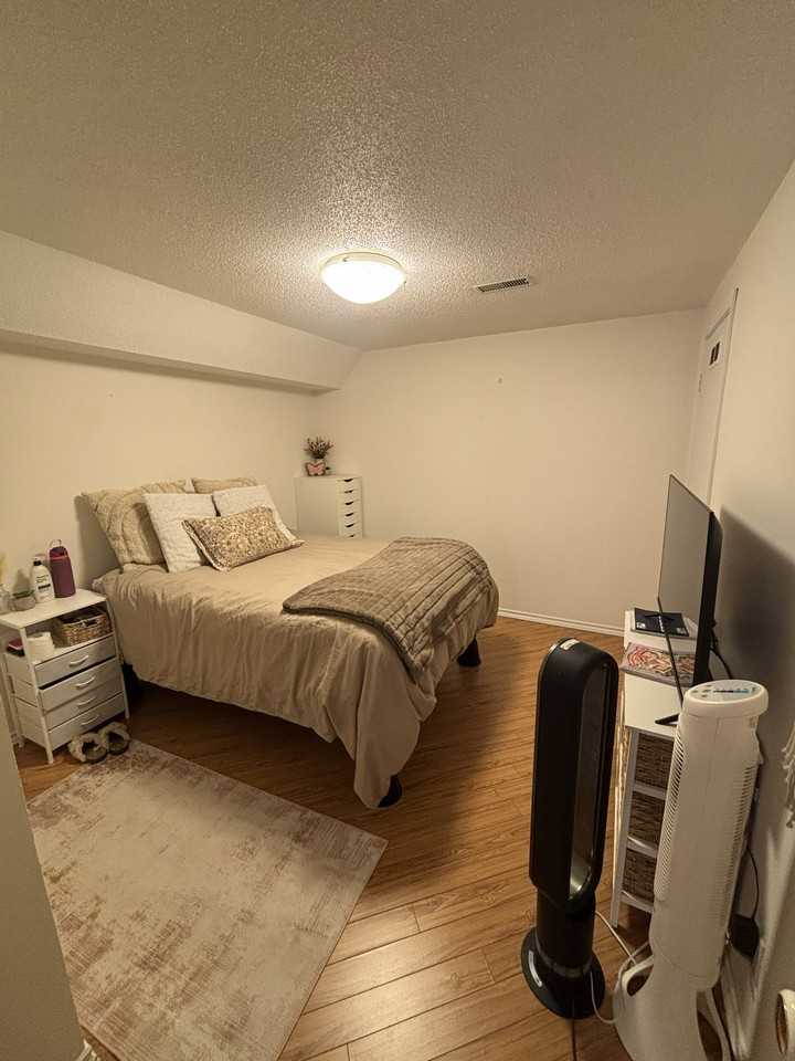 106 Christina St S #1 - Photo 7 of 8
