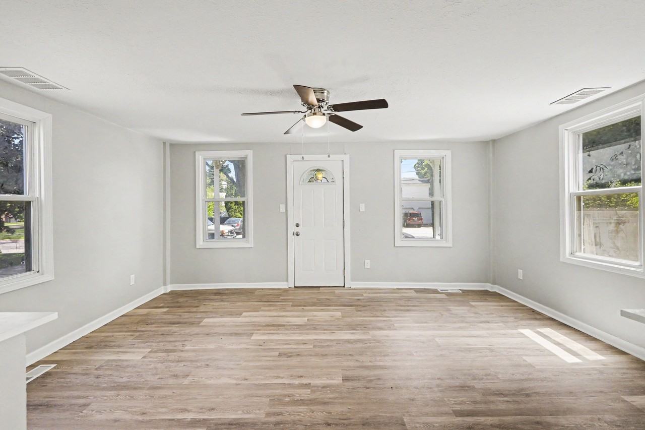 412 Scott St #1 - Photo 3 of 11