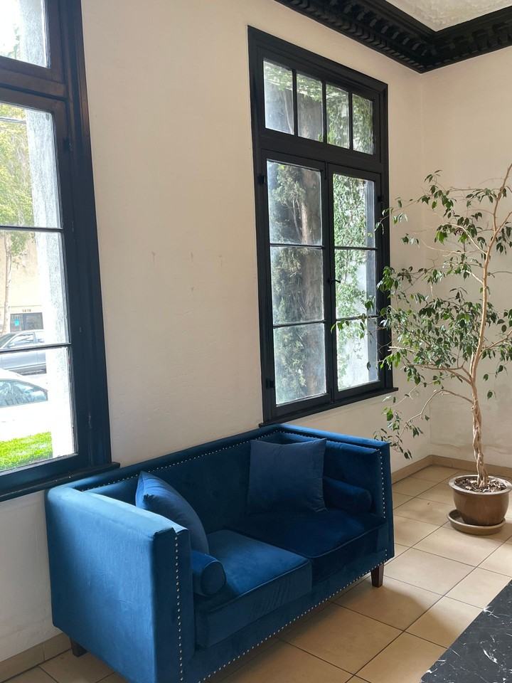 Val D' Kingsley LLC - Photo 5 of 20