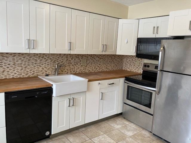 2604 N Webb Rd #4 - Photo 5 of 10