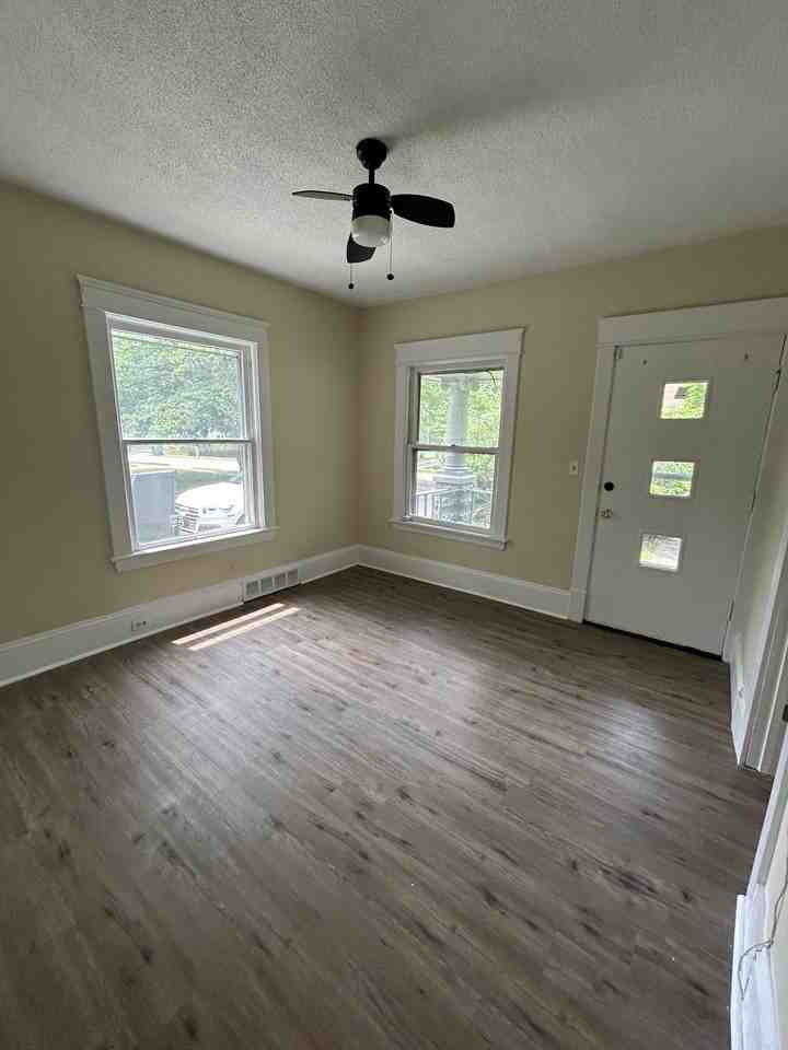 5235 Milo Ave #1 - Photo 5 of 7