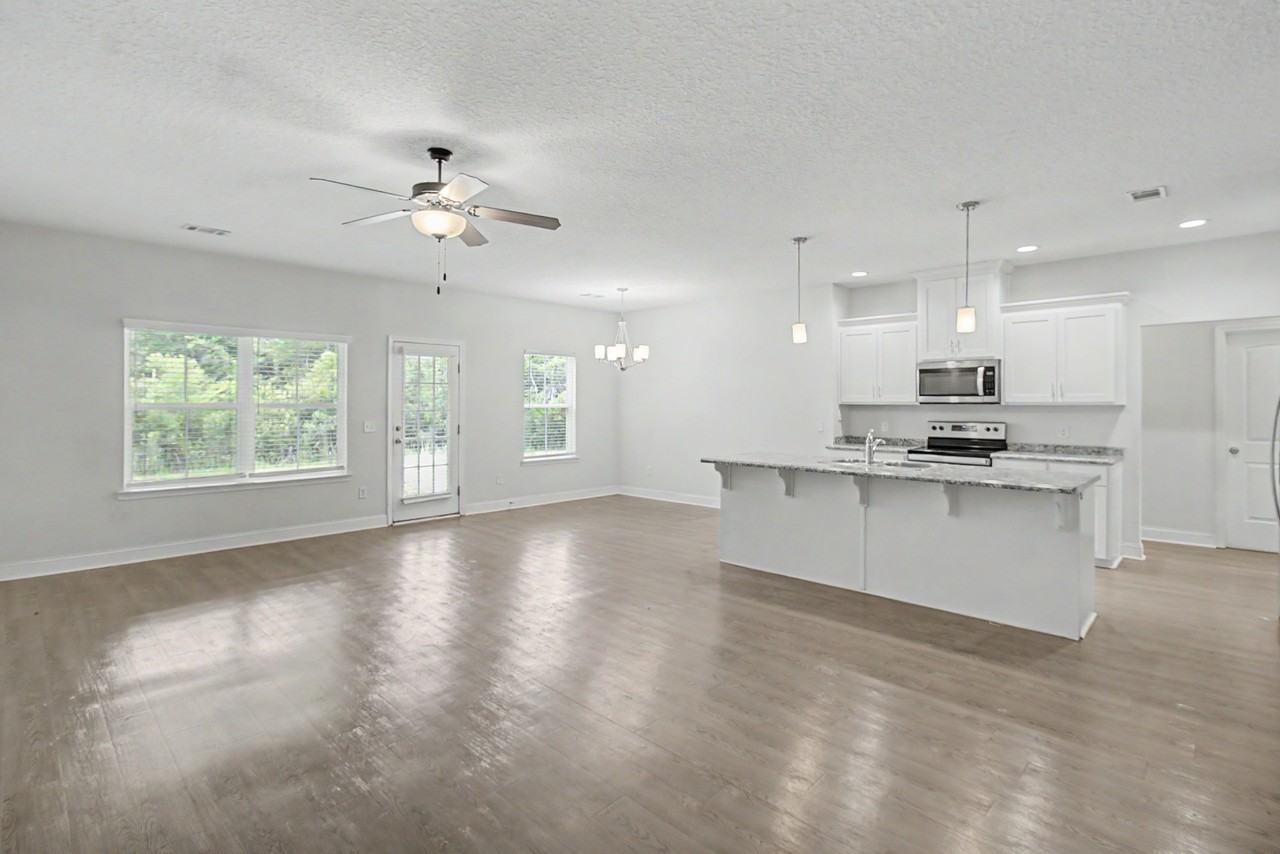 315 Grayson Ave #1 - Photo 3 of 38