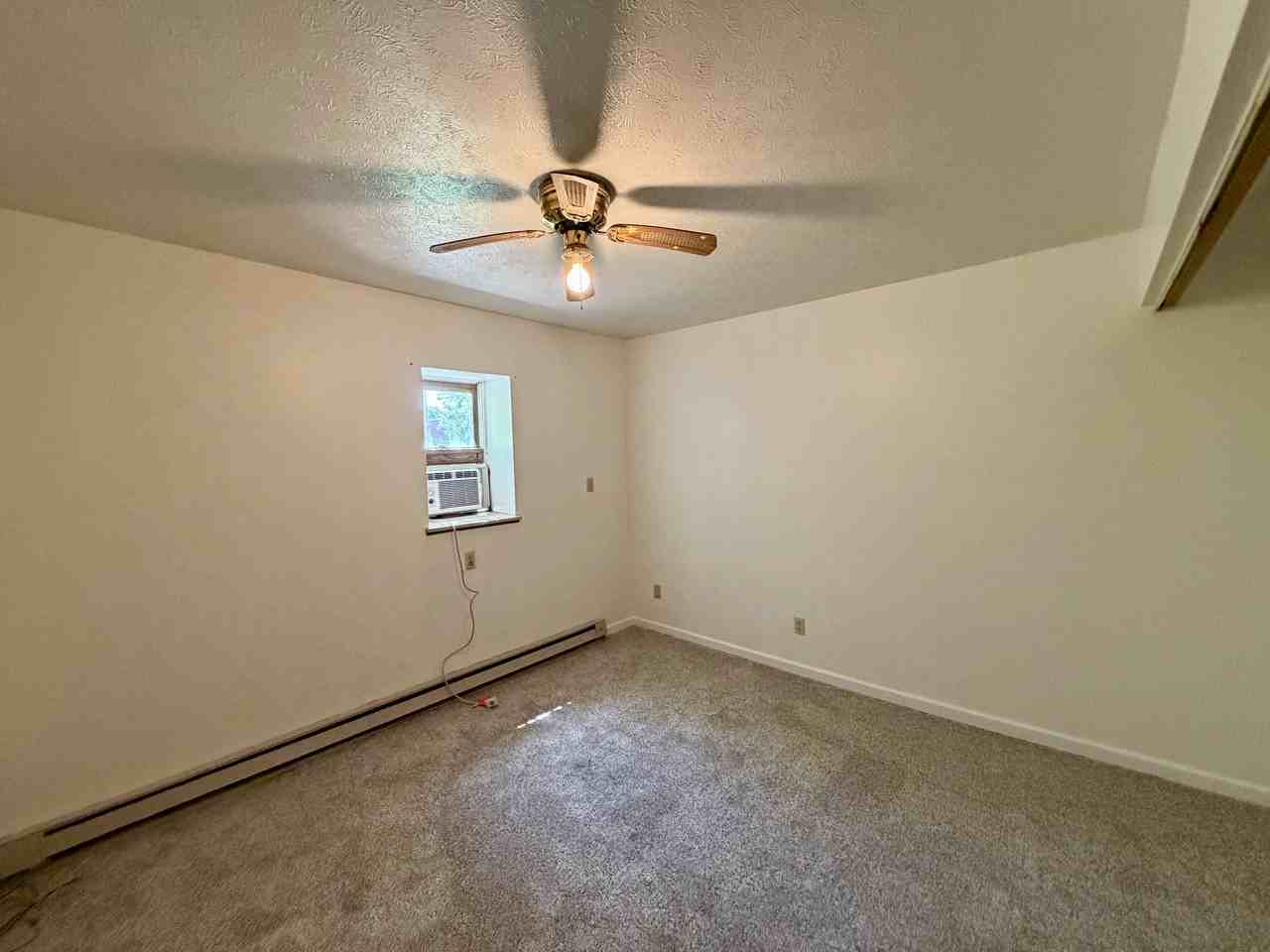 418 E Wood St #5 - Photo 6 of 10