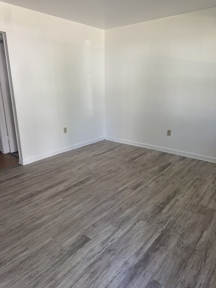 719 Shiloh St #1 - Photo 4 of 13