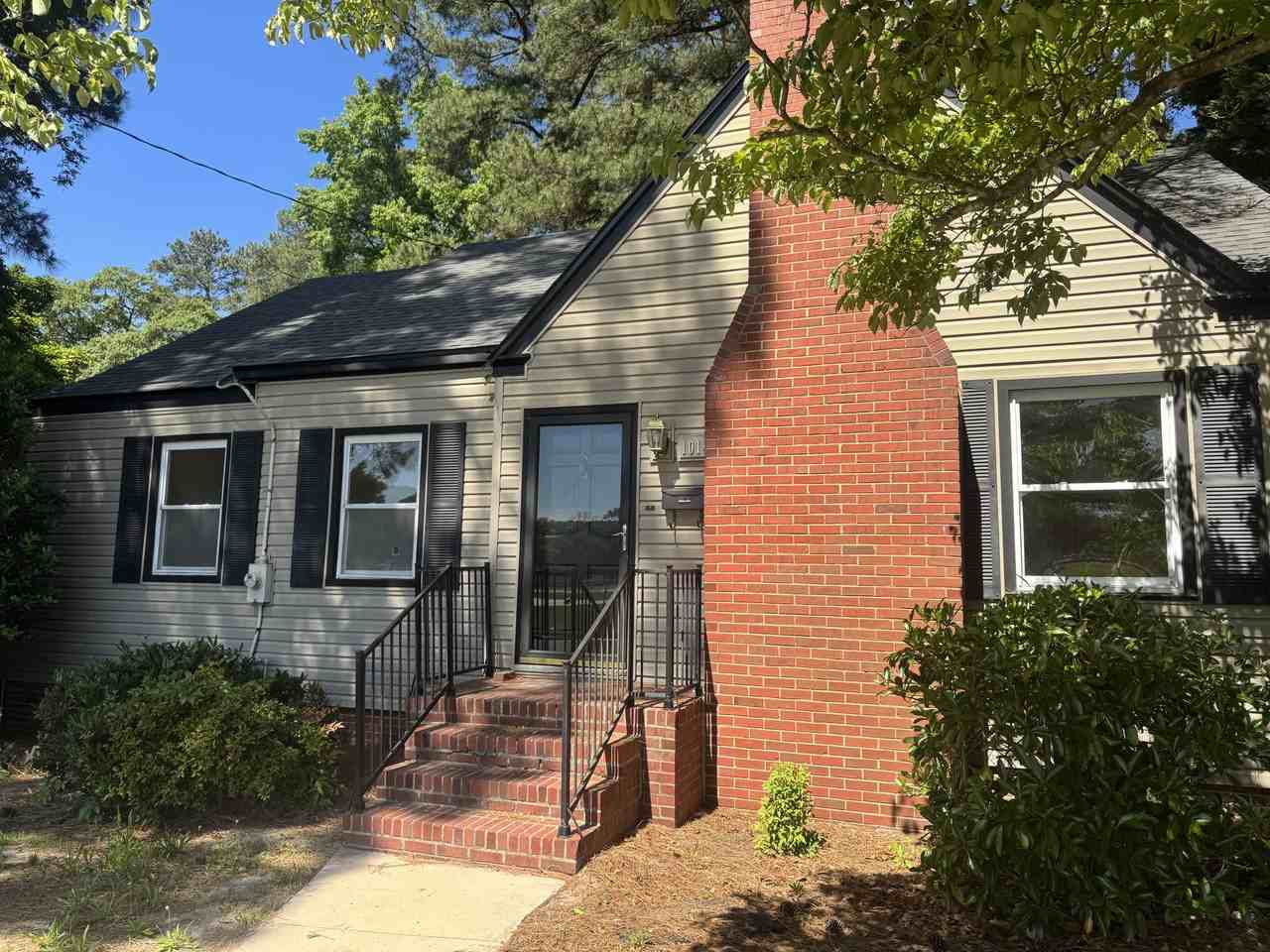 1014 Evergreen Ave #1 - Photo 2 of 18
