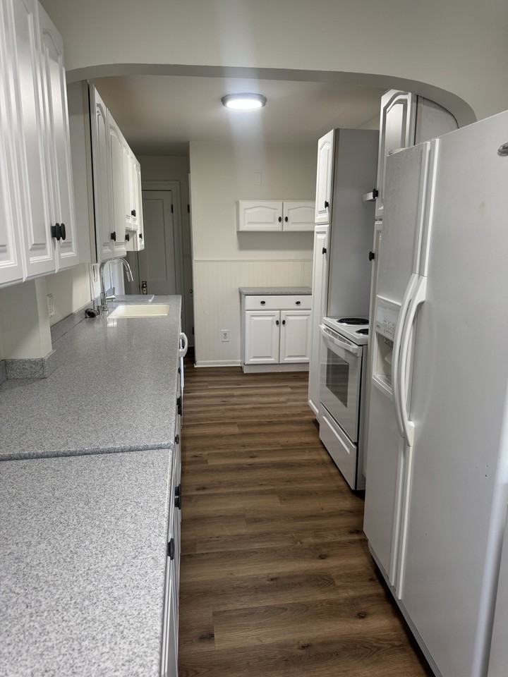 1014 Evergreen Ave #1 - Photo 7 of 18