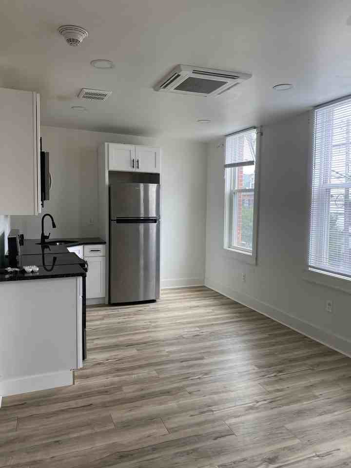 11 East Walnut Street-3 - 3 #3 - Photo 4 of 15