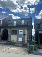 featured image of 2428 Woodstock Ave 1st Fl #1stFL