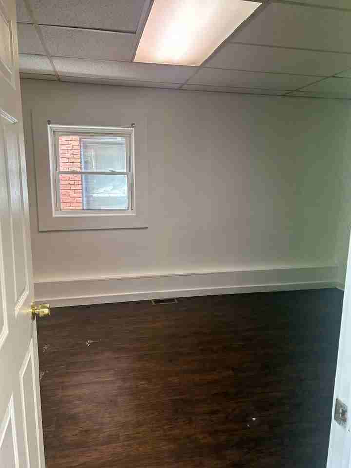 2428 Woodstock Ave 1st Fl #1stFL - Photo 5 of 8