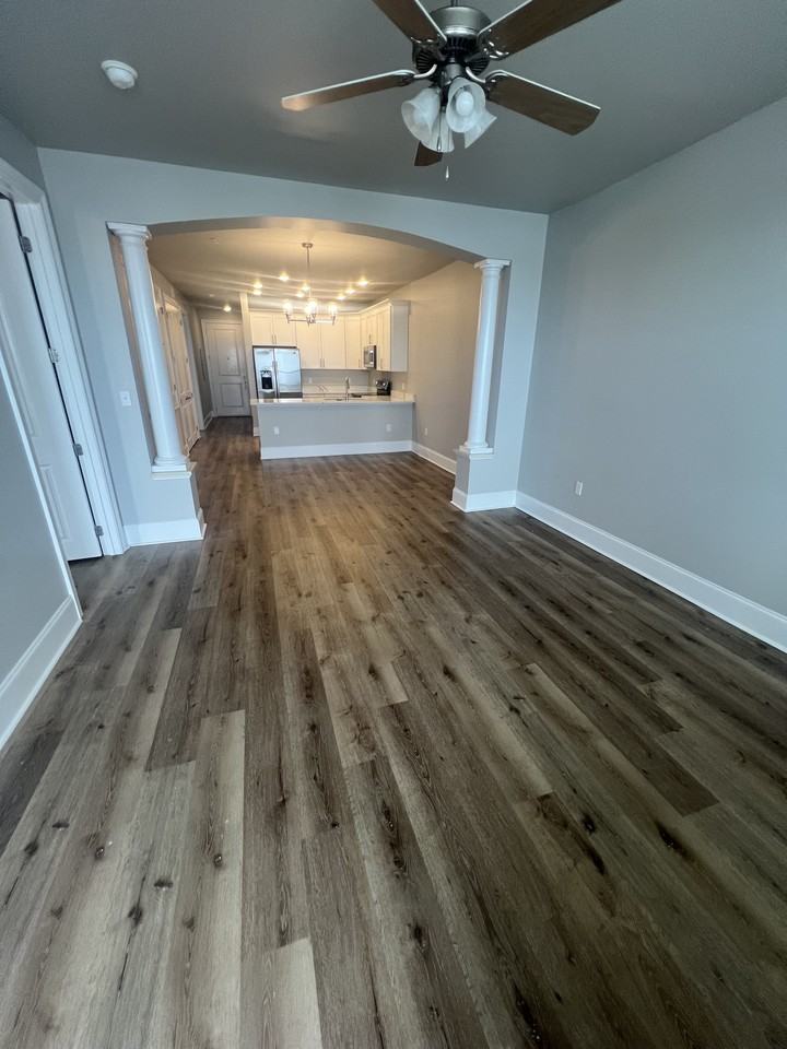 3900 Lakeshore Blvd E #233 - Photo 3 of 17