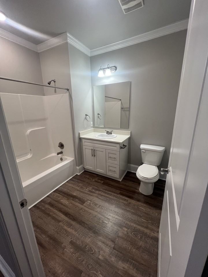 3900 Lakeshore Blvd E #233 - Photo 5 of 17