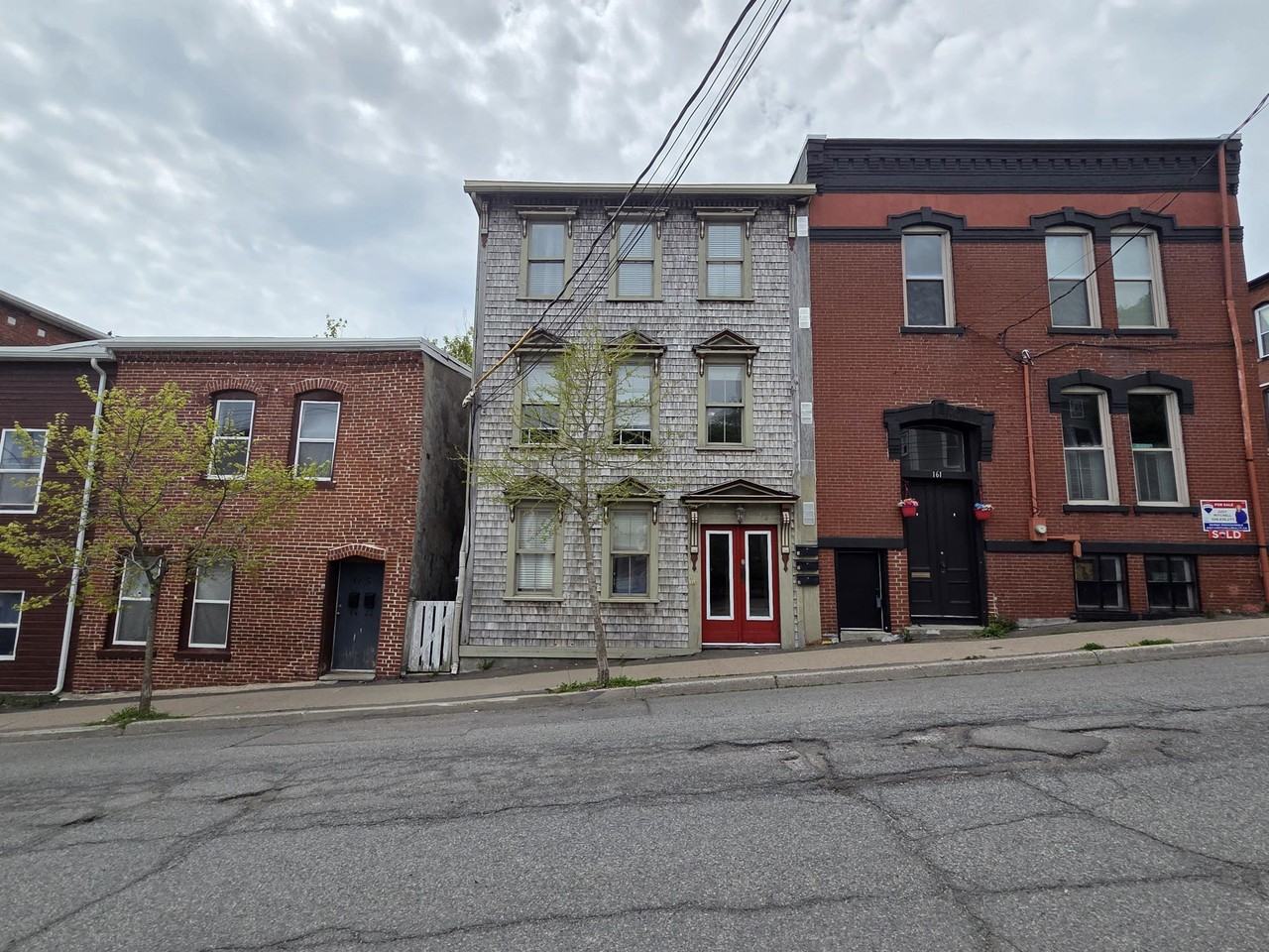 163 Carmarthen St #1 - Photo 2 of 2