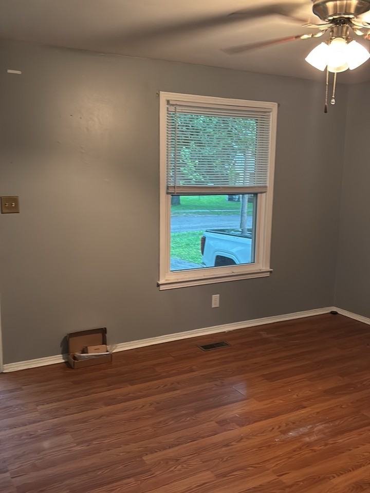 806 Rose Dr #1 - Photo 2 of 13