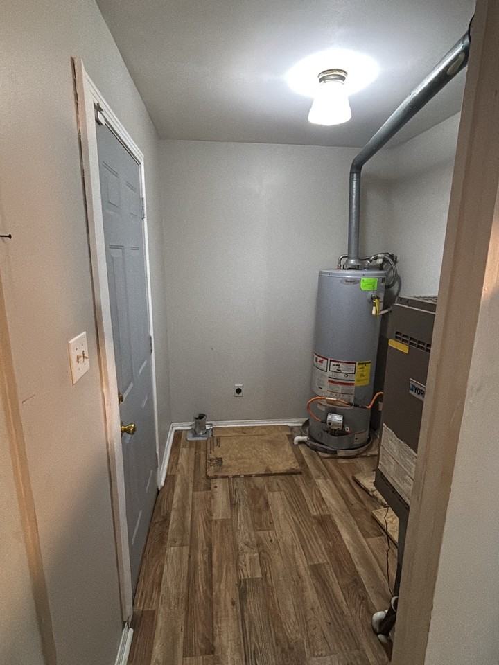806 Rose Dr #1 - Photo 3 of 13