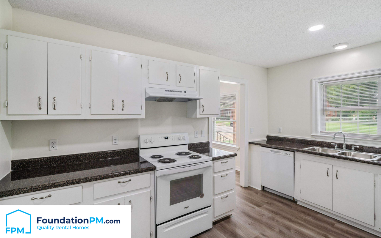 3749 Rhea Ave #1 - Photo 4 of 21