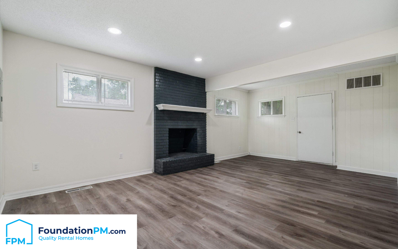 3749 Rhea Ave #1 - Photo 7 of 21