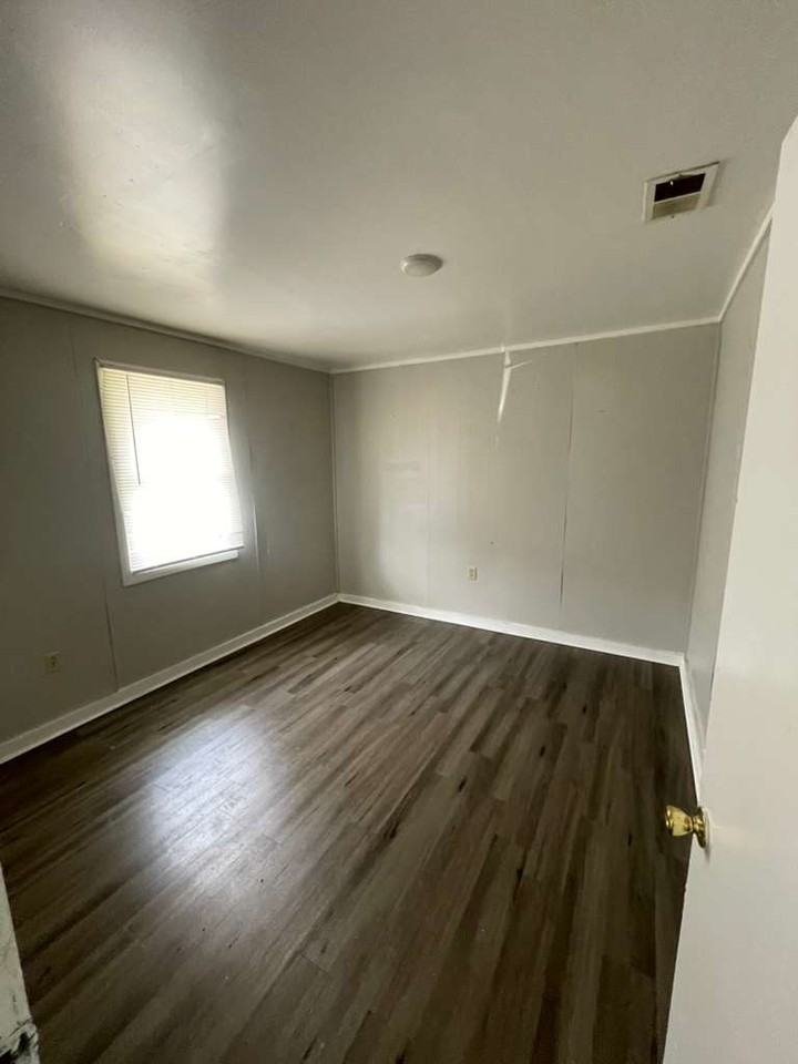 115 DR 984 - A2 #A2 - Photo 6 of 10