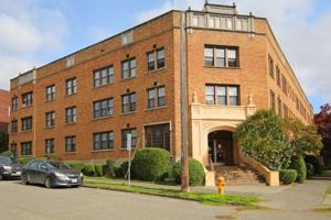 featured image of 326 W Mercer St