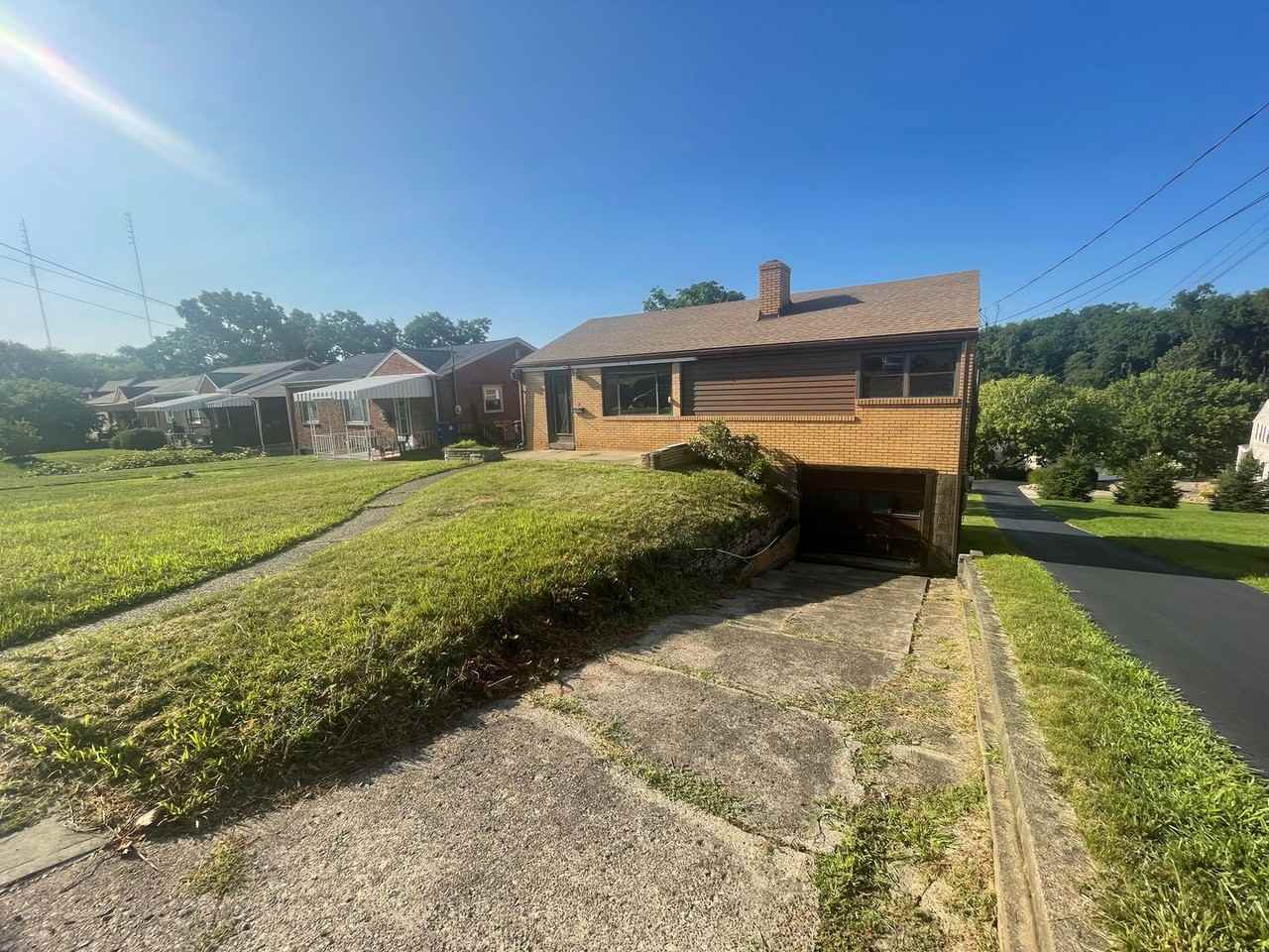 960 Agnew Rd - Photo 2 of 50