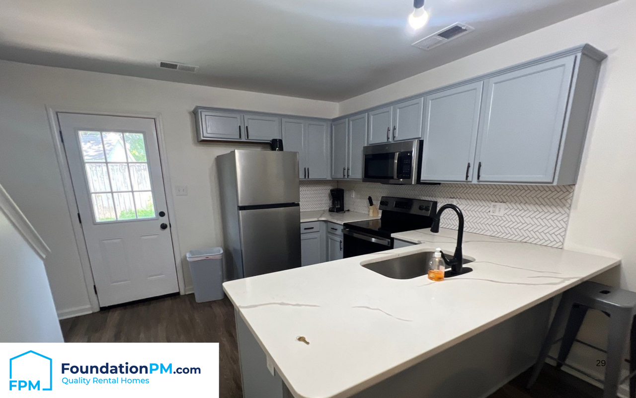 486 High Point Ter #2 - Photo 4 of 16