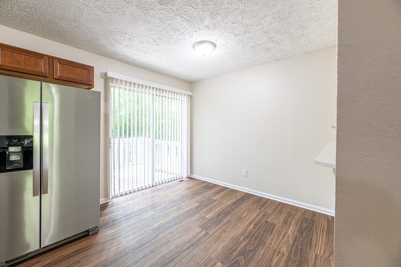 320 Beechwood Dr #1 - Photo 7 of 31