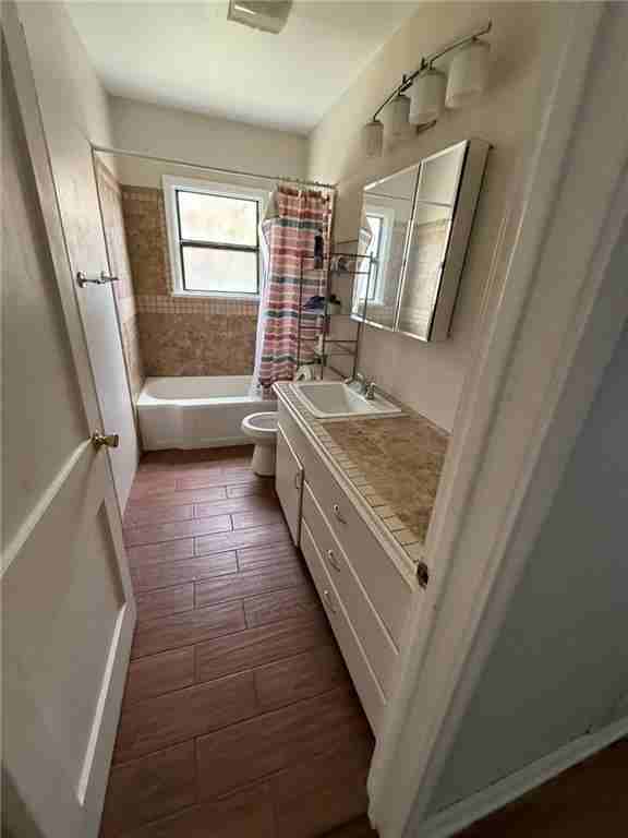 822 E Warren Ave #1 - Photo 6 of 15