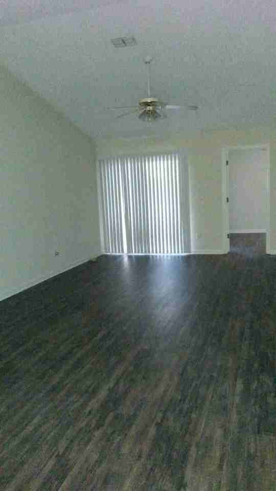 2400B Barcelona Ct #B - Photo 3 of 11