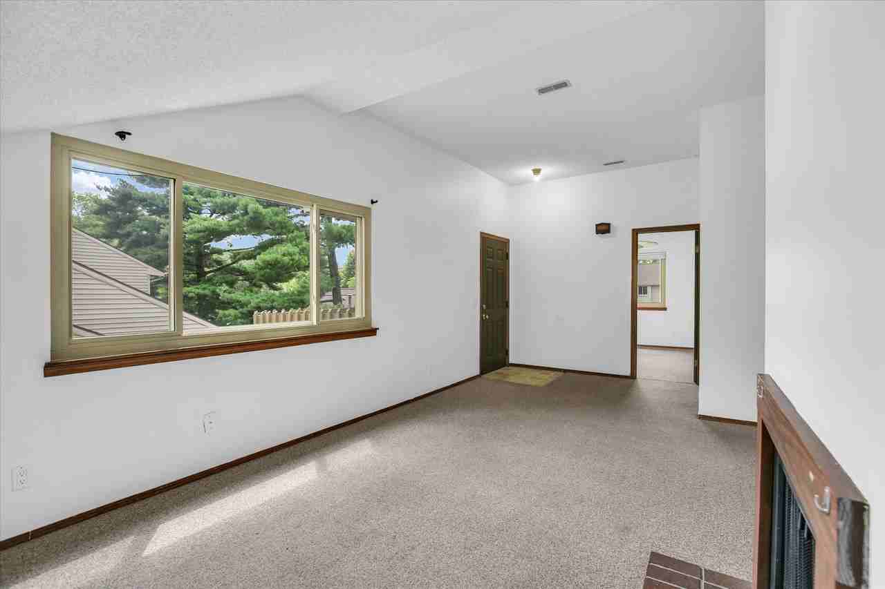 1617 Lyndhurst Dr #F - Photo 4 of 18