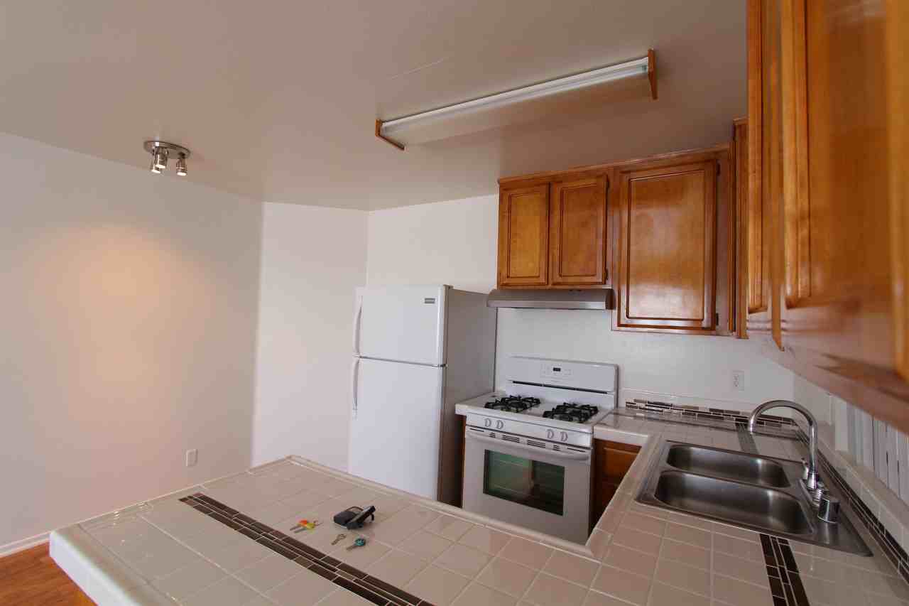 1205 S Nevada St #5 - Photo 4 of 24