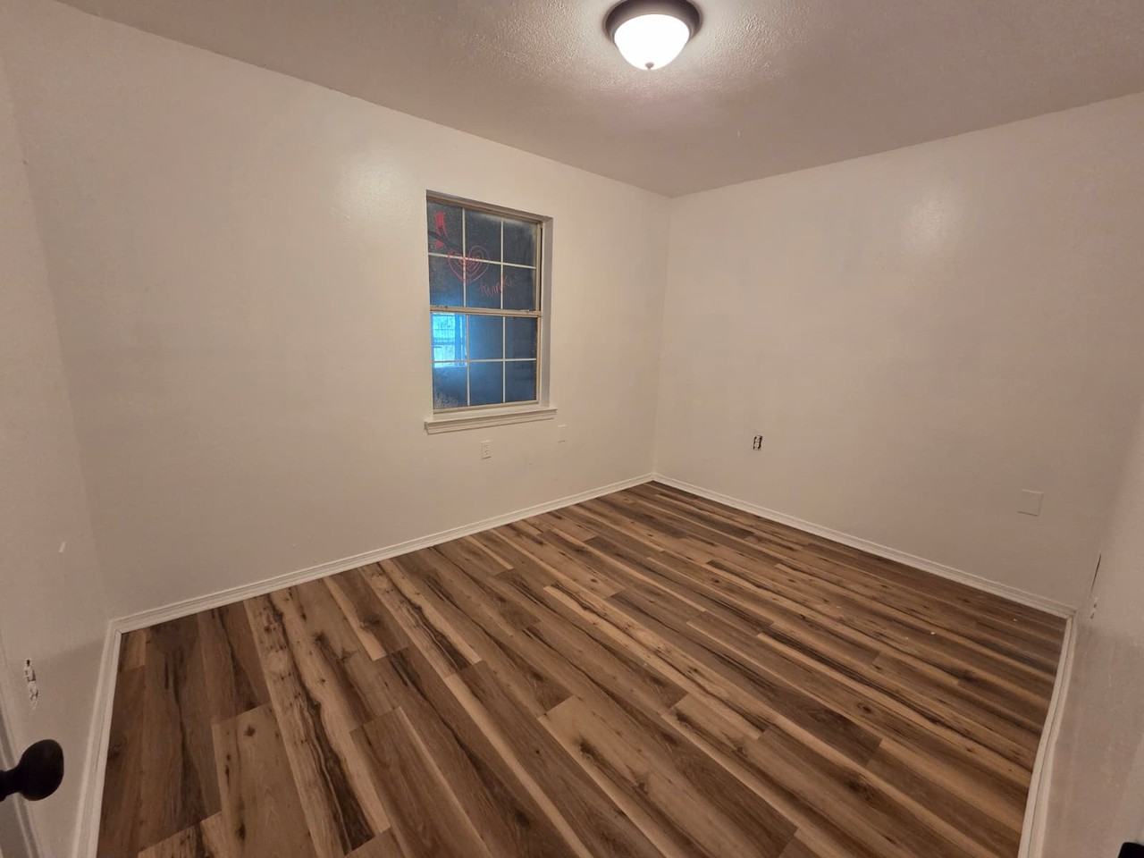 5019 East St #1 - Photo 5 of 9