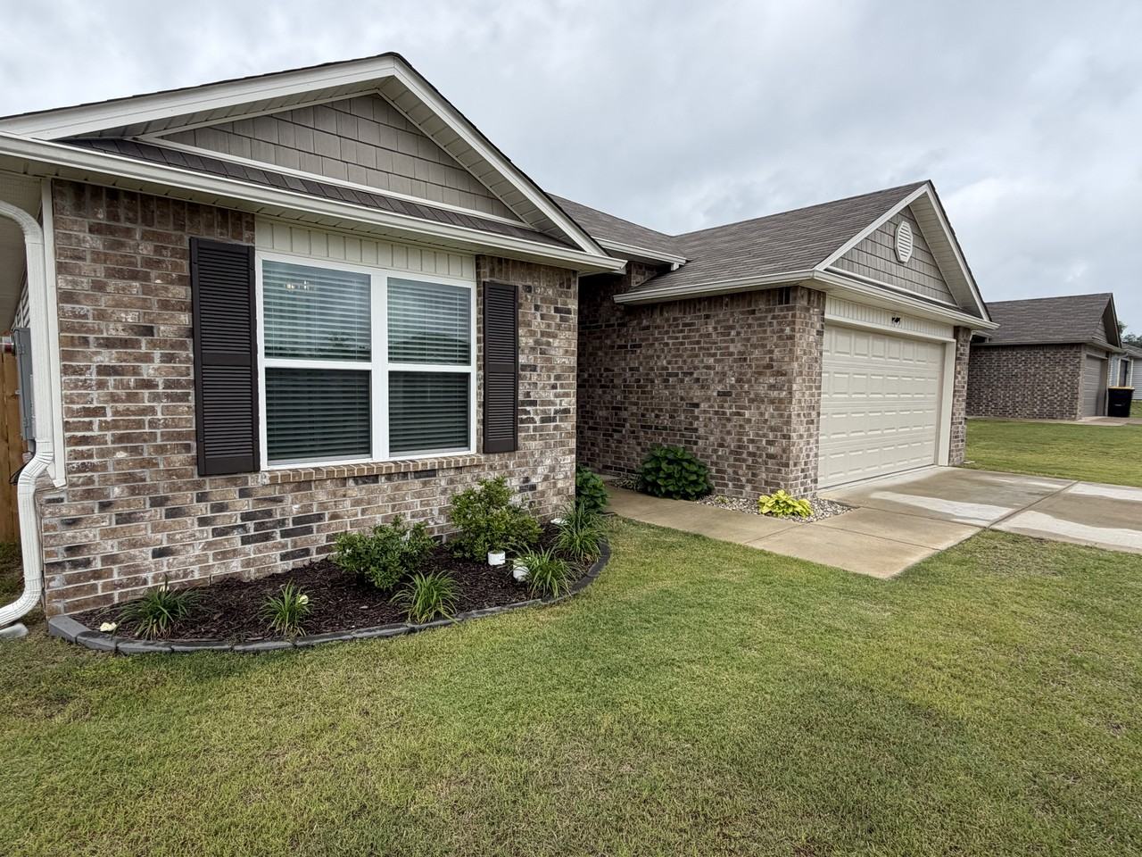 35 Kinley Brook Ln #1 - Photo 2 of 41