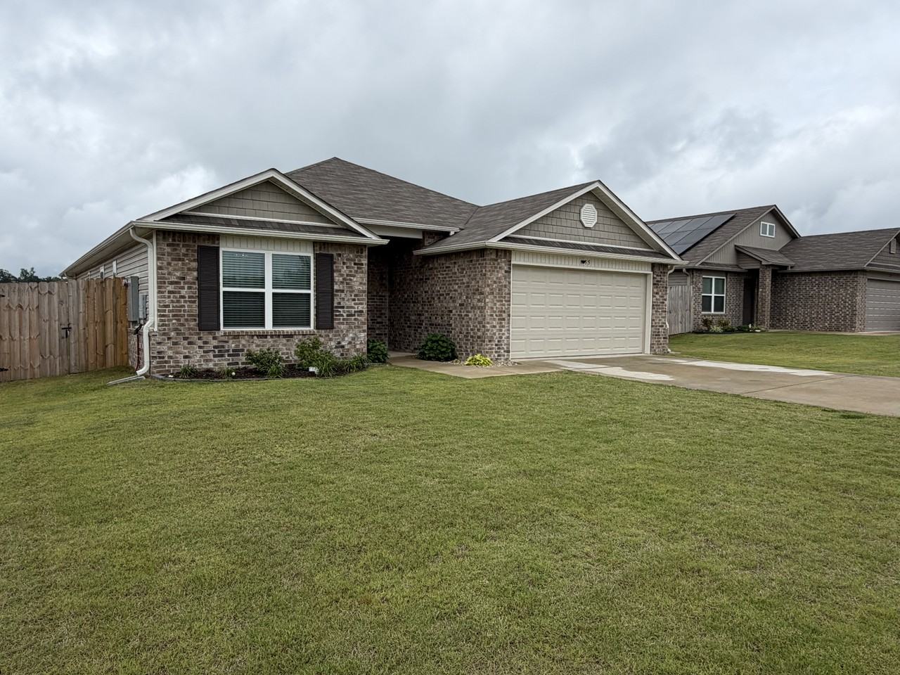 35 Kinley Brook Ln #1 - Photo 3 of 41