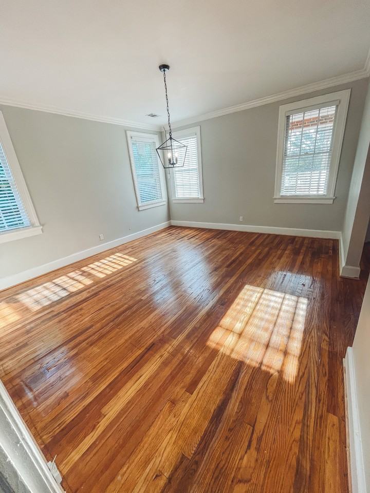 1219 Eberhart Ave #2 - Photo 6 of 19