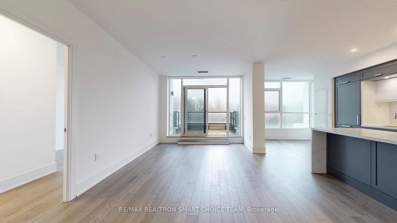 10 Inn On The Park Drive - Photo 6 of 20