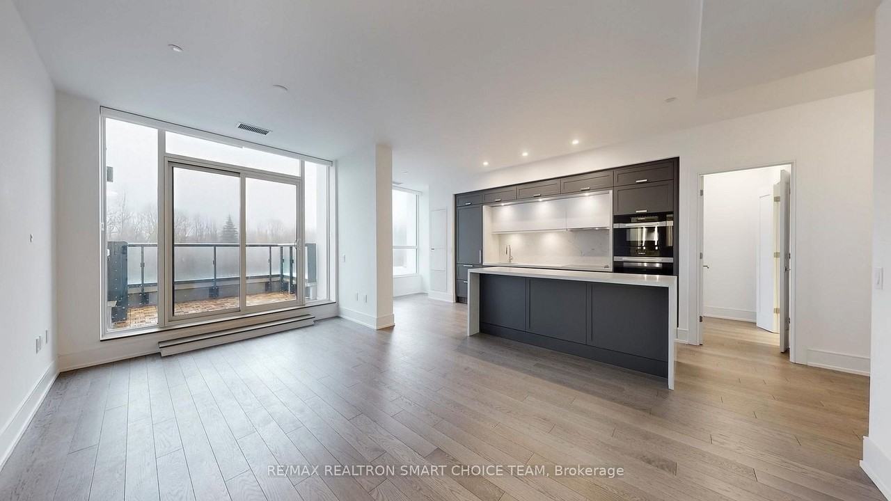 10 Inn On The Park Drive - Photo 7 of 20