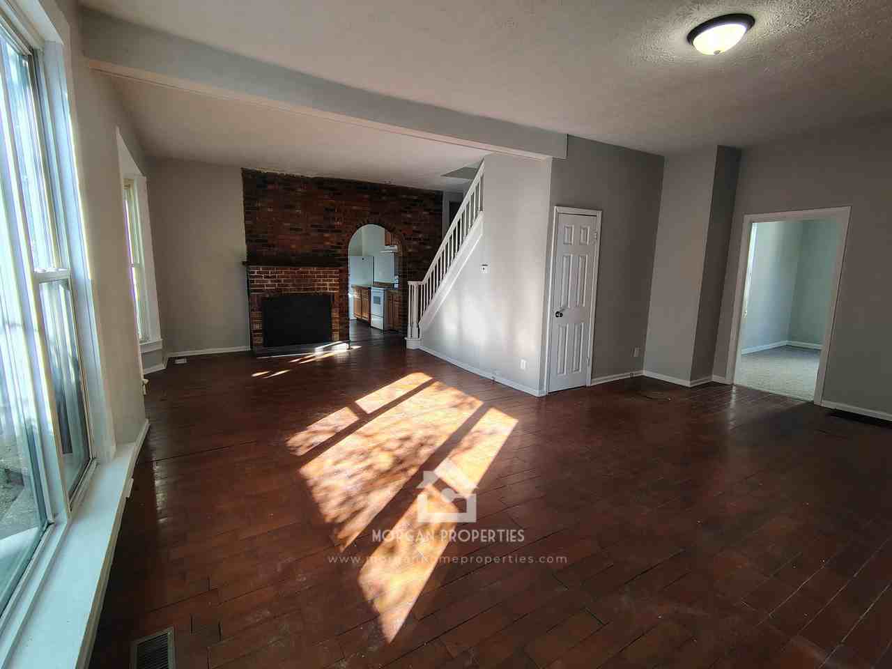 621 S Madison Ave #1 - Photo 3 of 13