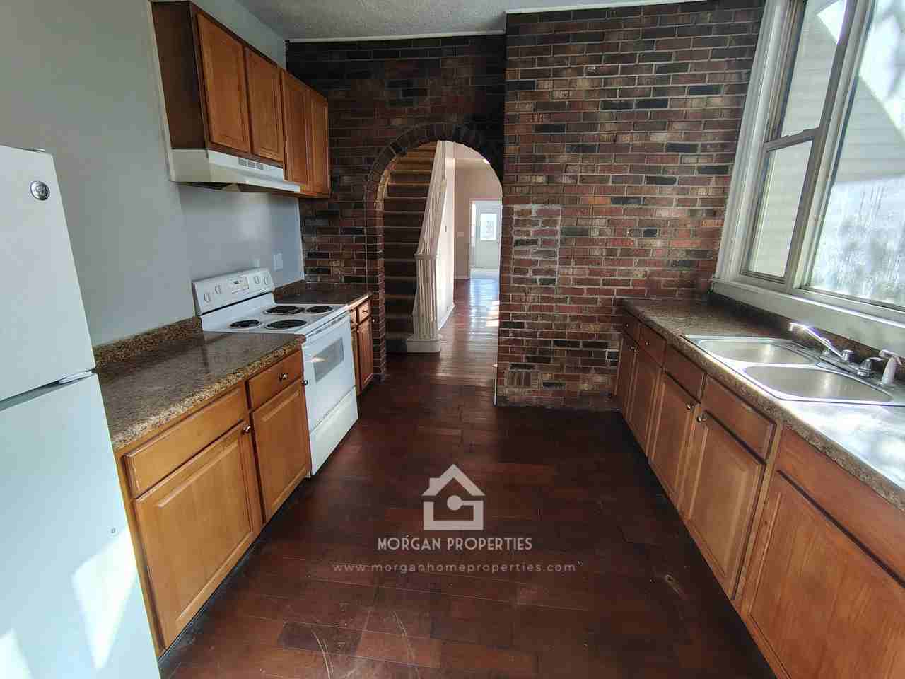 621 S Madison Ave #1 - Photo 4 of 13
