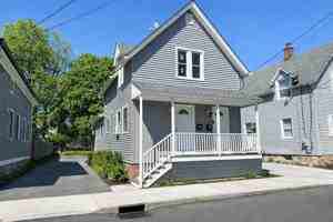 featured image of 10 Barnum Ct #3