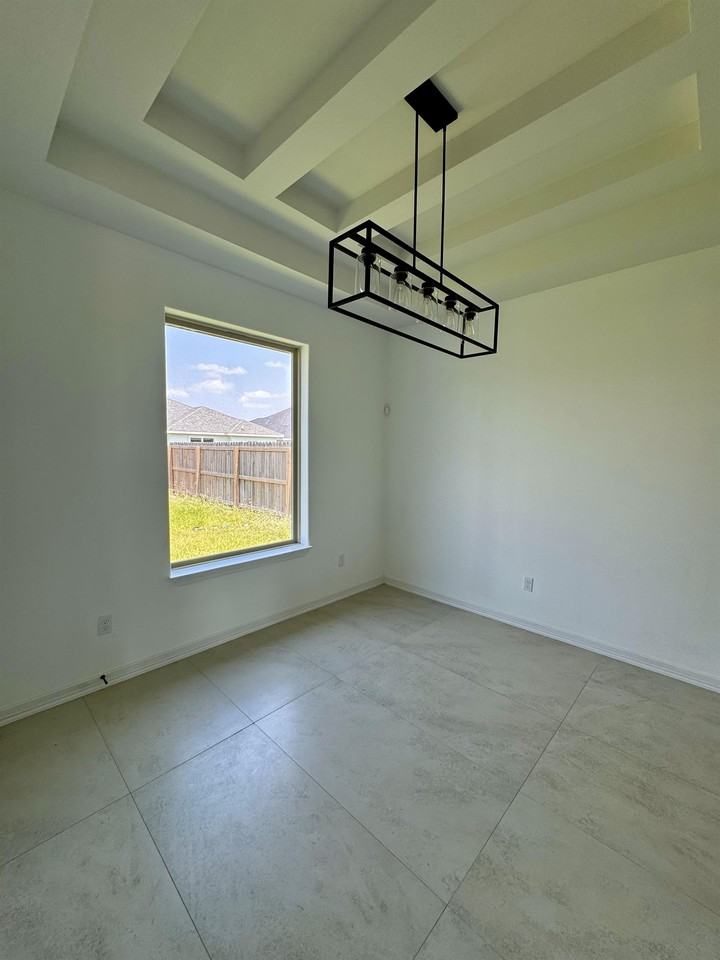 3508 Silver Nugget Dr #1 - Photo 5 of 9
