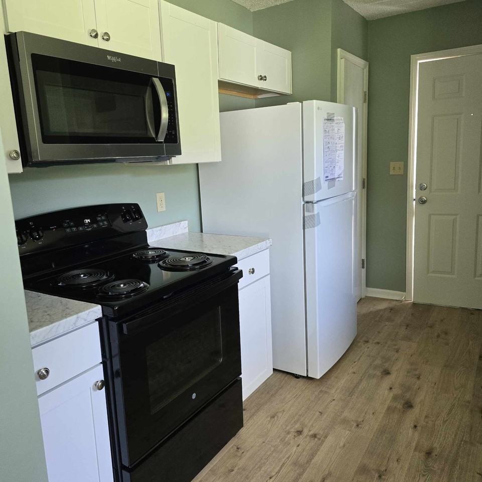 1821 Charles St #1 - Photo 2 of 8