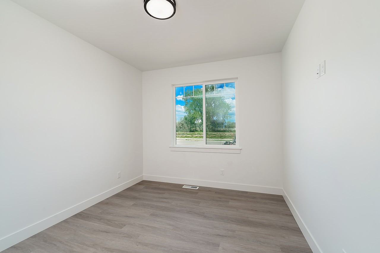5915 Little River Loop S #1 - Photo 3 of 13