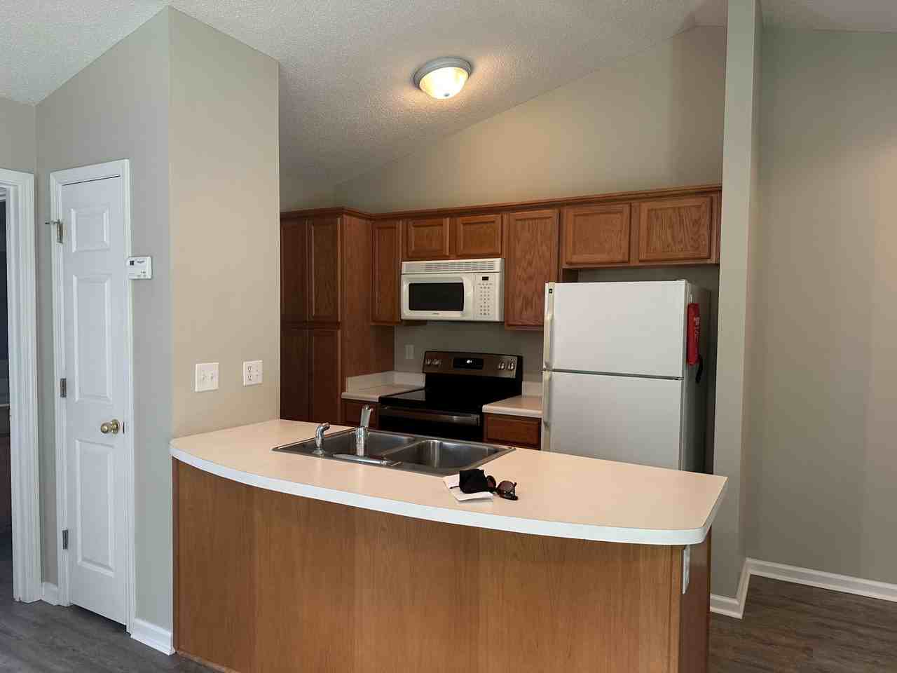 3914 Elizabeth Ave #1 - Photo 6 of 12