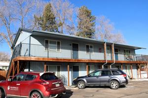 featured image of 1118 W 10th St