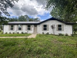 featured image of 1783 Warfield Dr #1
